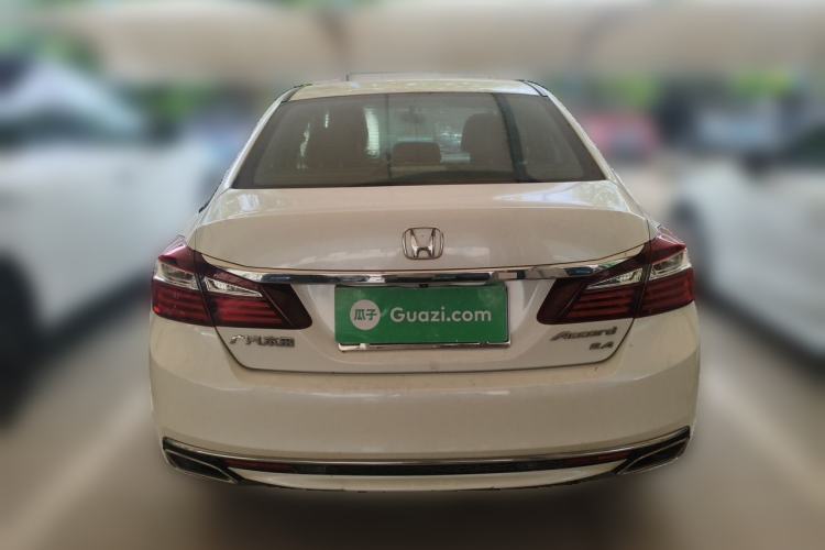 Used Honda Accord 2016 2.4L Luxury Edition Exterior 4