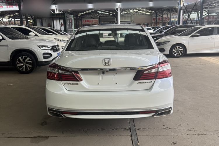 Used Honda Accord 2016 2.0L Comfort Edition Exterior 6