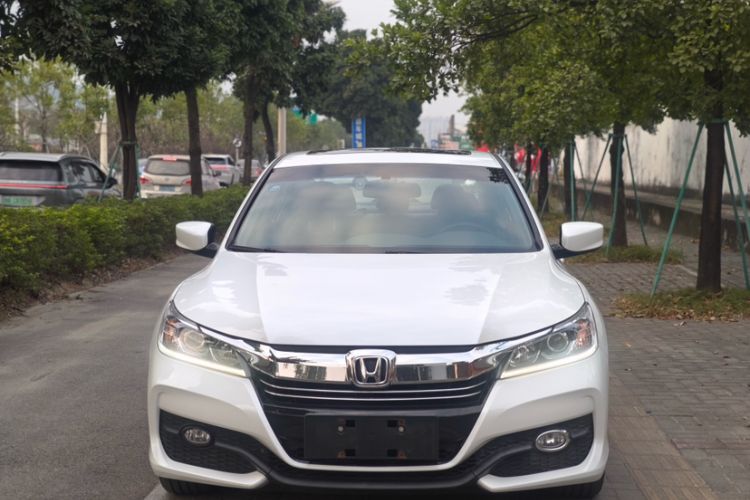 Used Honda Accord 2016 2.0L Elite Edition Exterior 6