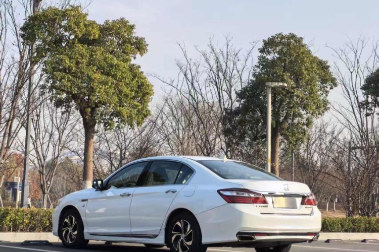 Used Honda Accord 2016 2.0L Elite Edition Exterior 6