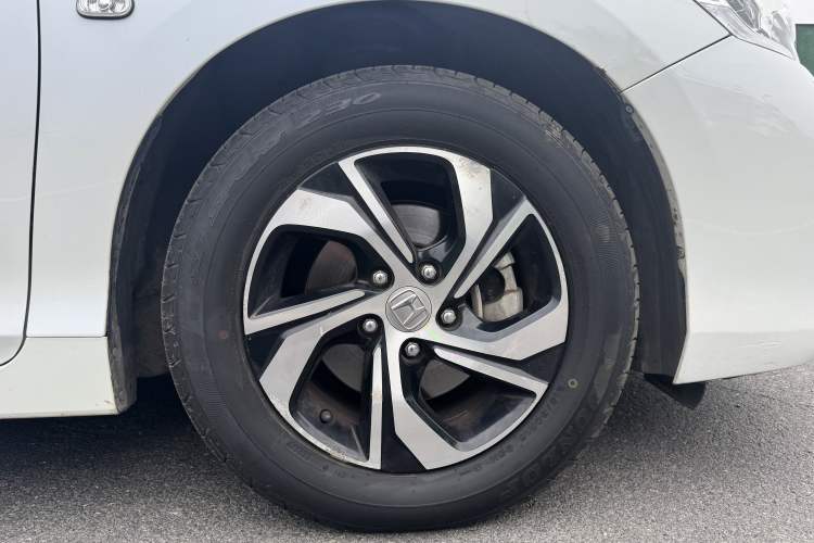 Used Honda Accord 2016 2.0L Comfort Edition Exterior 9
