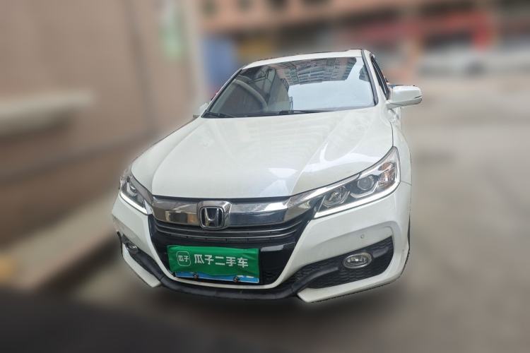 Used Honda Accord 2016 2.0L Luxury Edition Front