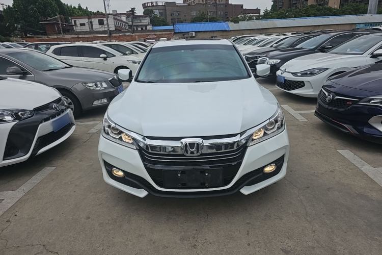 Used Honda Accord 2016 2.0L Comfort Edition Front