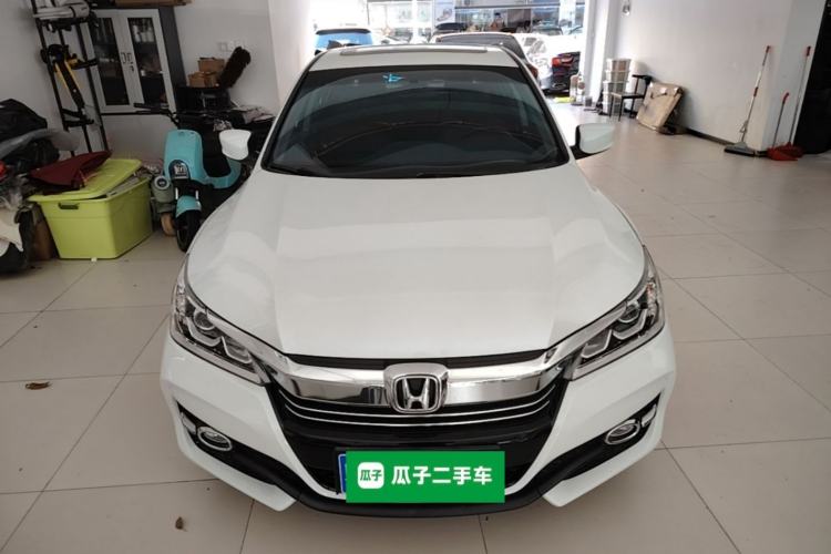 Used Honda Accord 2016 2.0L Comfort Edition Front