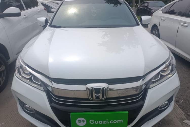 Used Honda Accord 2016 2.0L Comfort Edition Front