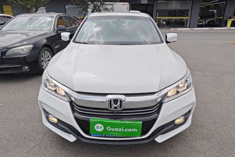 Used Honda Accord 2016 2.0L Comfort Edition Front