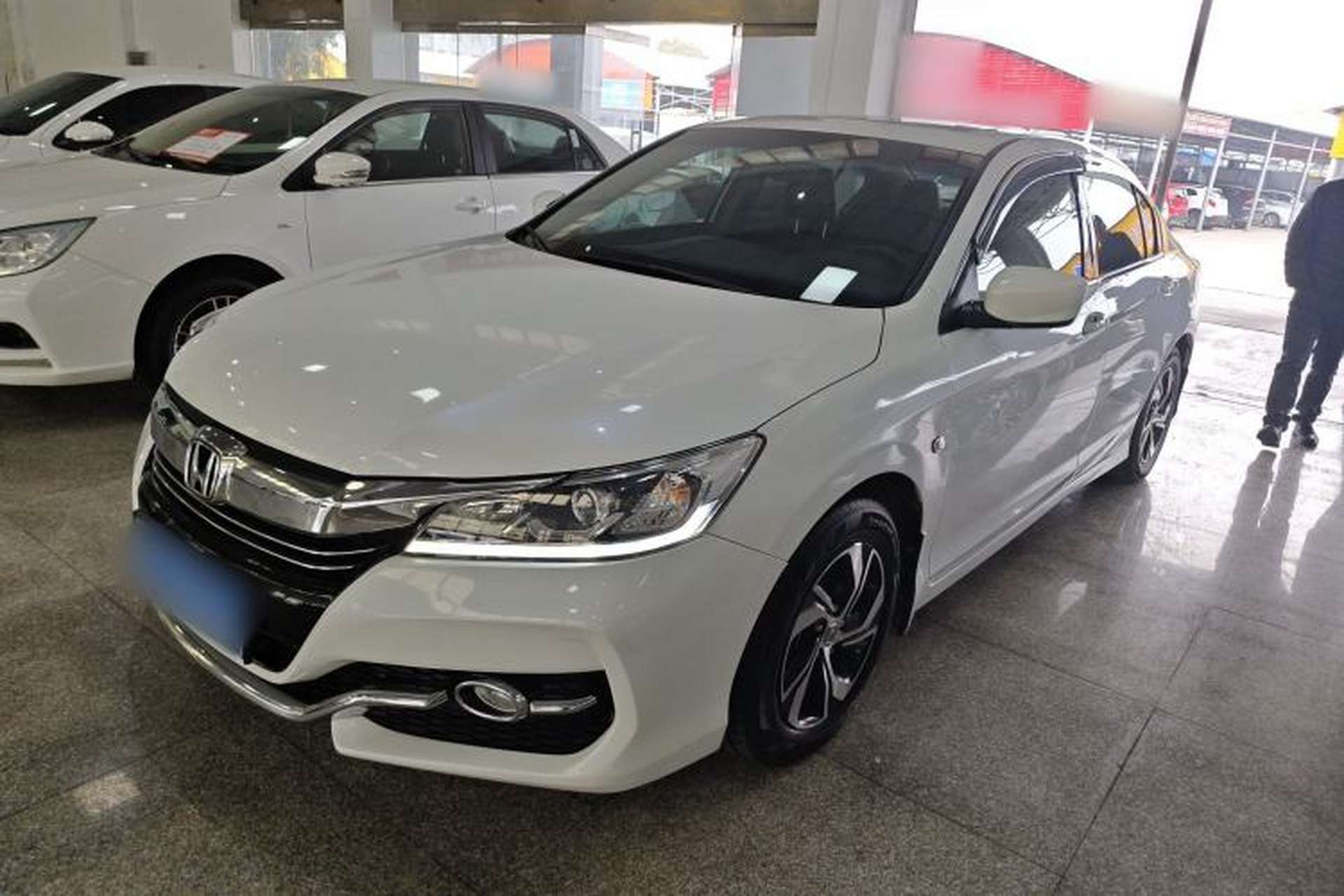 Used Honda Accord 2016 2.0L Elite Edition Front Left 45 Deg