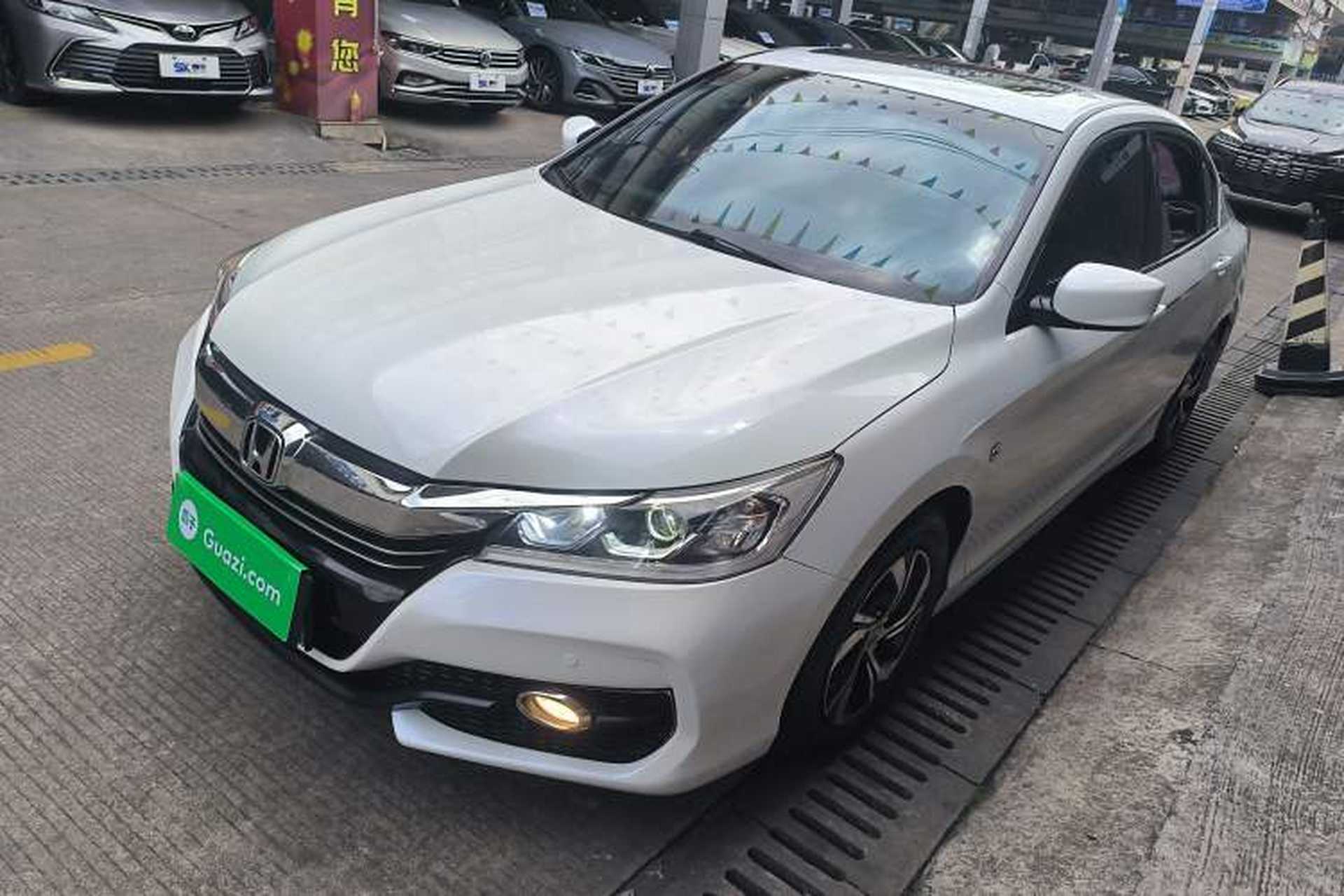 Used Honda Accord 2016 2.0L Comfort Edition Front Left 45 Deg