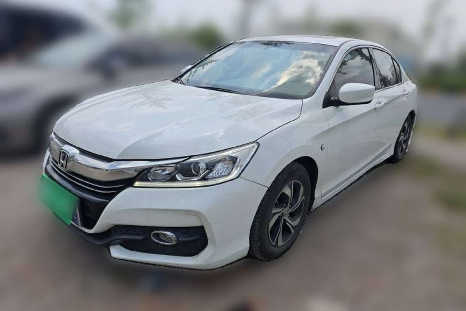 Used Honda Accord 2016 2.0L Comfort Edition Front Left 45 Deg