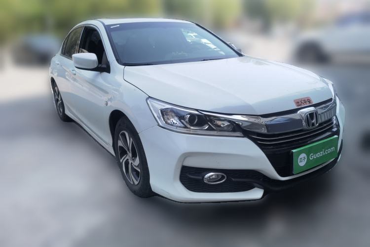 Used Honda Accord 2016 2.0L Comfort Edition Front Right 45 Deg
