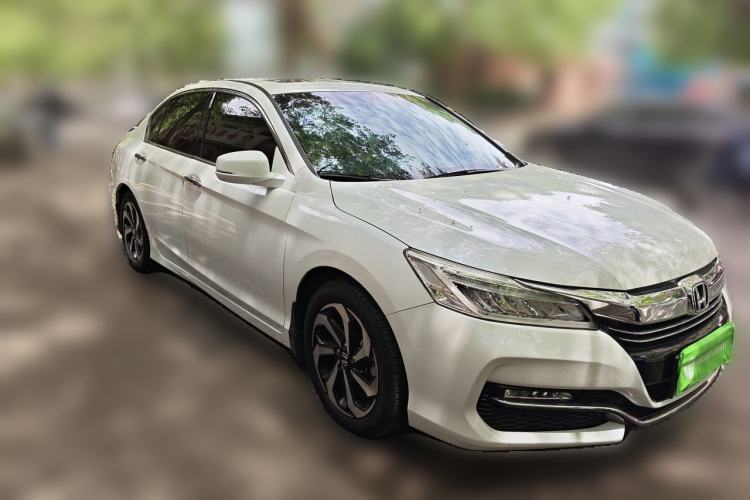 Used Honda Accord 2016 2.4L Comfort Edition Front Right 45 Deg