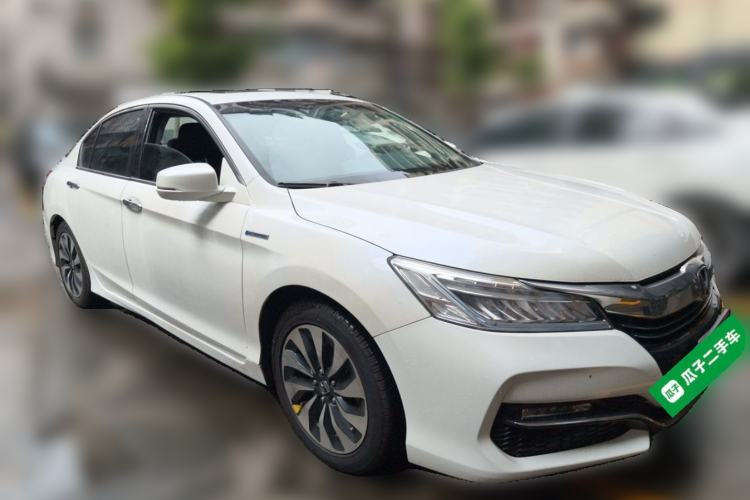 Used Honda Accord 2016 Hybrid 2.0L Sharp Edition Front Right 45 Deg