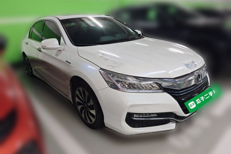 Used Honda Accord 2016 Hybrid 2.0L Sharp Edition Front Right 45 Deg