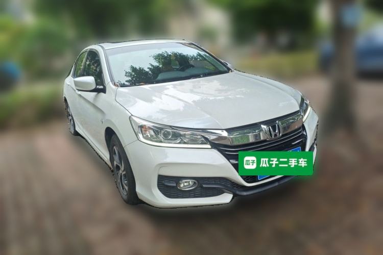 Used Honda Accord 2016 2.0L Elite Edition Front Right 45 Deg
