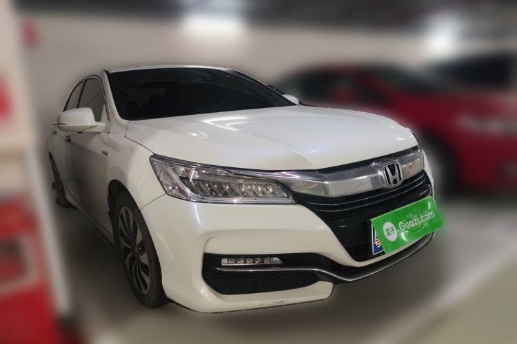 Used Honda Accord 2016 Hybrid 2.0L Sharp Edition Front Right 45 Deg