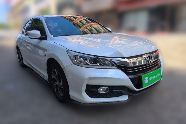 Used Honda Accord 2016 2.0L Elite Edition Front Right 45 Deg