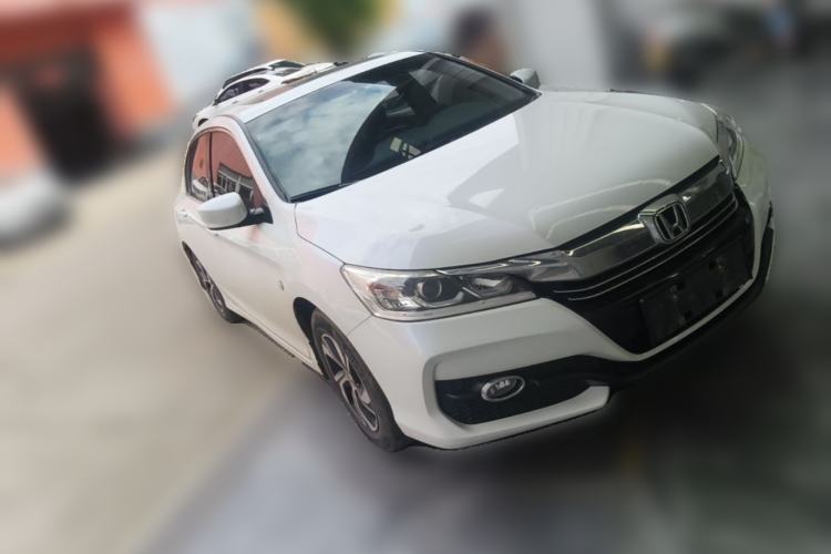 Used Honda Accord 2016 2.0L Comfort Edition Front Right 45 Deg