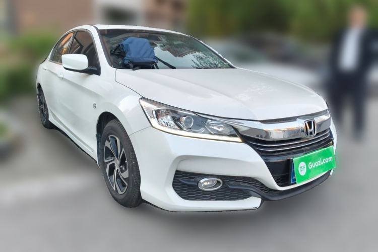 Used Honda Accord 2016 2.0L Elite Edition Front Right 45 Deg
