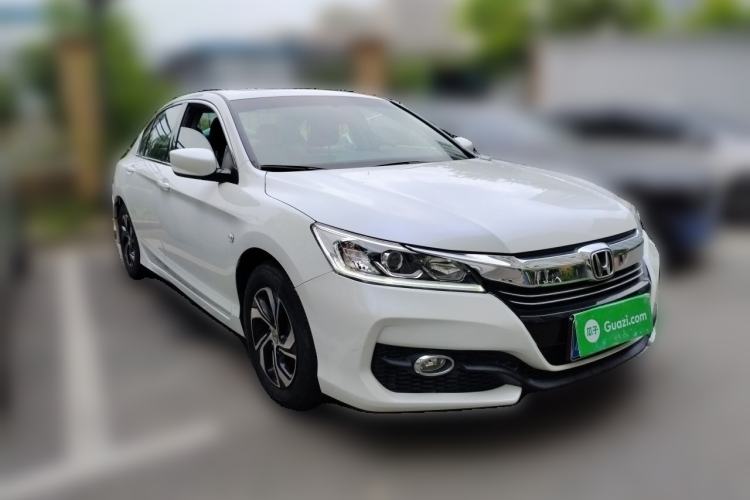 Used Honda Accord 2016 2.0L Comfort Edition Front Right 45 Deg