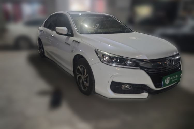 Used Honda Accord 2016 2.0L Elite Edition Front Right 45 Deg