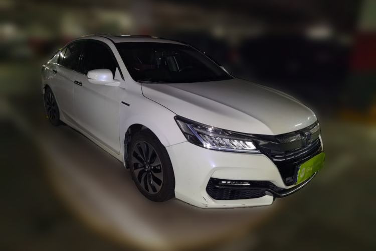 Used Honda Accord 2016 Hybrid 2.0L Sharp Edition Front Right 45 Deg