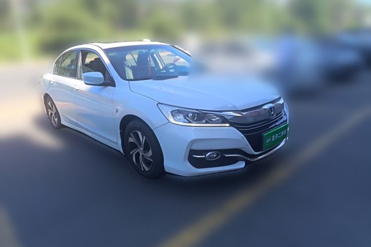 Used Honda Accord 2016 2.0L Comfort Edition Front Right 45 Deg