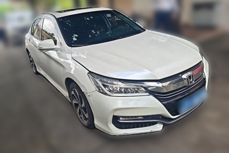 Used Honda Accord 2016 2.4L Luxury Edition Front Right 45 Deg