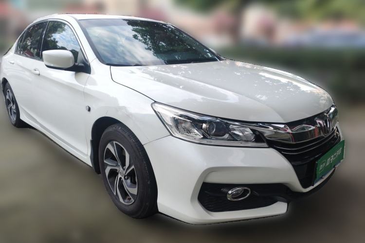 Used Honda Accord 2016 2.0L Elite Edition Front Right 45 Deg
