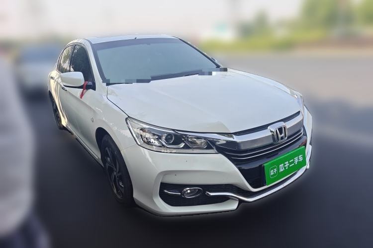 Used Honda Accord 2016 2.0L Elite Edition Front Right 45 Deg