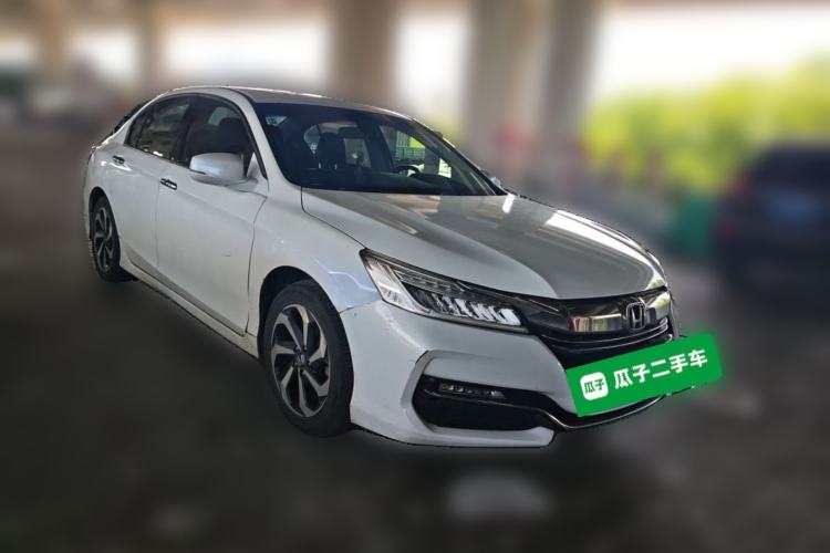 Used Honda Accord 2016 2.4L Comfort Edition Front Right 45 Deg