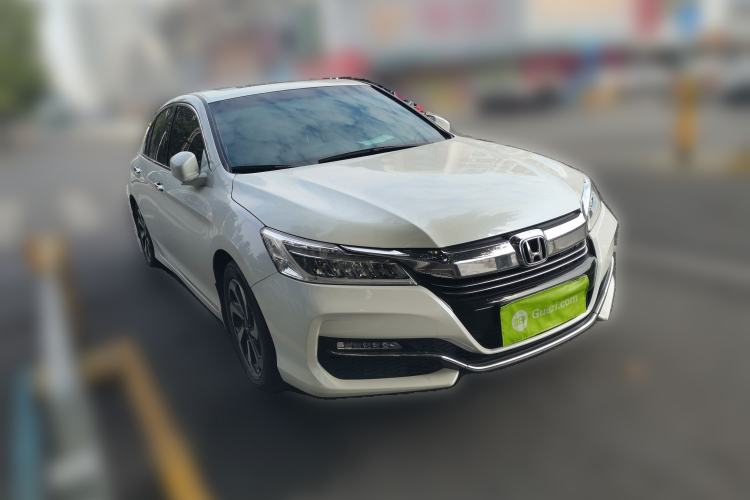 Used Honda Accord 2016 2.4L Luxury Edition Front Right 45 Deg