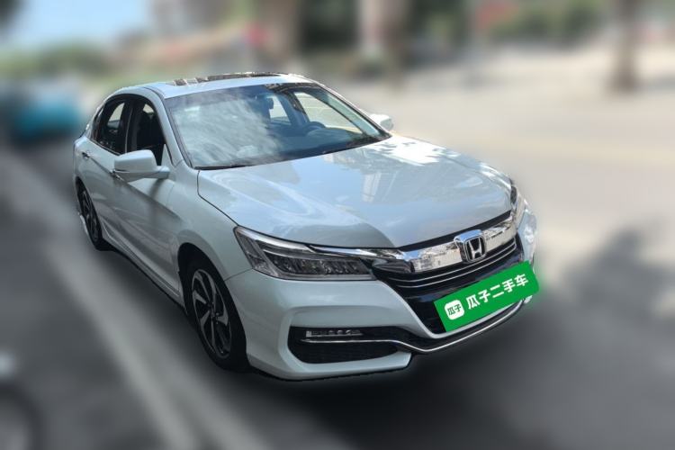 Used Honda Accord 2016 2.4L Luxury Edition Front Right 45 Deg