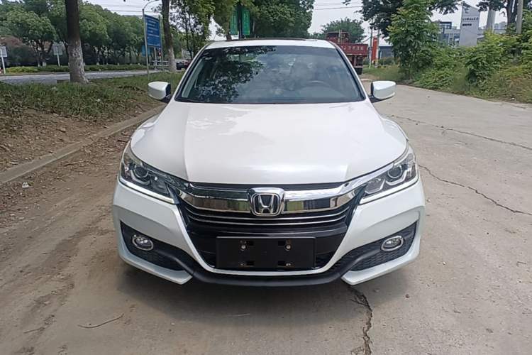 Used Honda Accord 2016 2.0L Comfort Edition Front