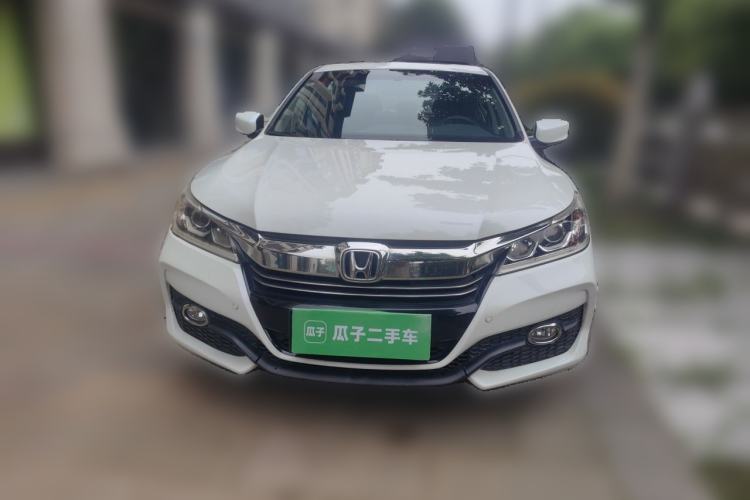 Used Honda Accord 2016 2.0L Comfort Edition Front