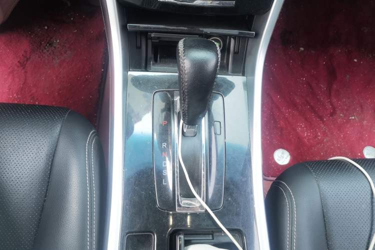 Used Honda Accord 2016 2.0L Comfort Edition Gear Lever