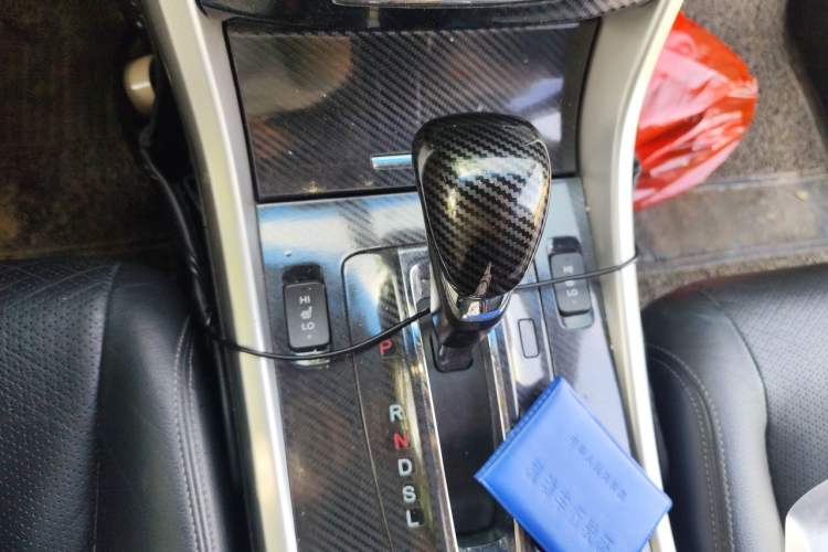 Used Honda Accord 2016 2.0L Elite Edition Gear Lever