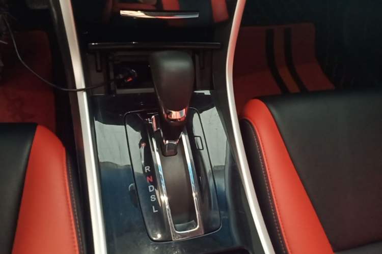 Used Honda Accord 2016 2.0L Comfort Edition Gear Lever