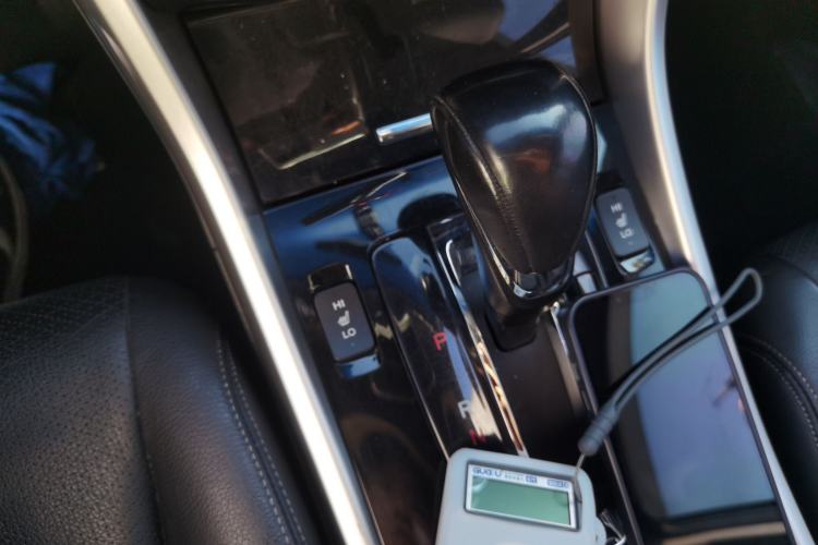 Used Honda Accord 2016 2.0L Elite Edition Gear Lever