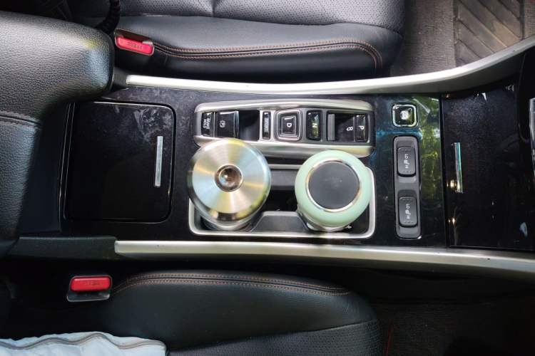 Used Honda Accord 2016 Hybrid 2.0L Rui Ling Edition Gear Lever