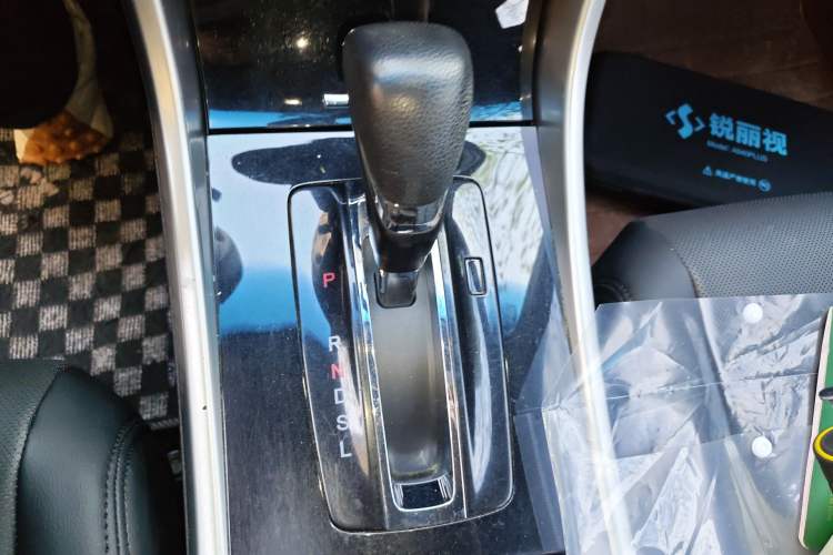 Used Honda Accord 2016 2.0L Comfort Edition Gear Lever