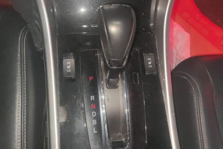Used Honda Accord 2016 2.0L Elite Edition Gear Lever