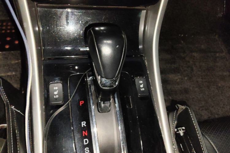 Used Honda Accord 2016 2.0L Elite Edition Gear Lever