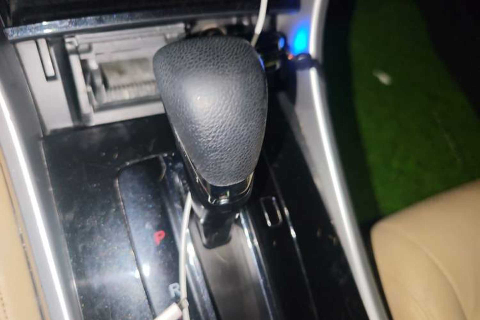 Used Honda Accord 2016 2.0L Comfort Edition Gear Lever