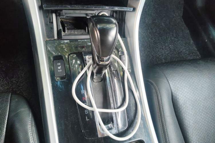 Used Honda Accord 2016 2.0L Elite Edition Gear Lever