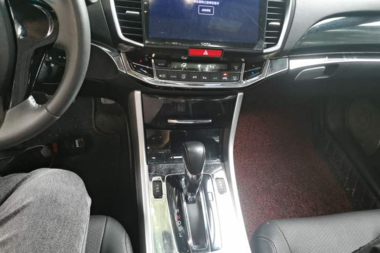 Used Honda Accord 2016 2.0L Elite Edition Gear Lever