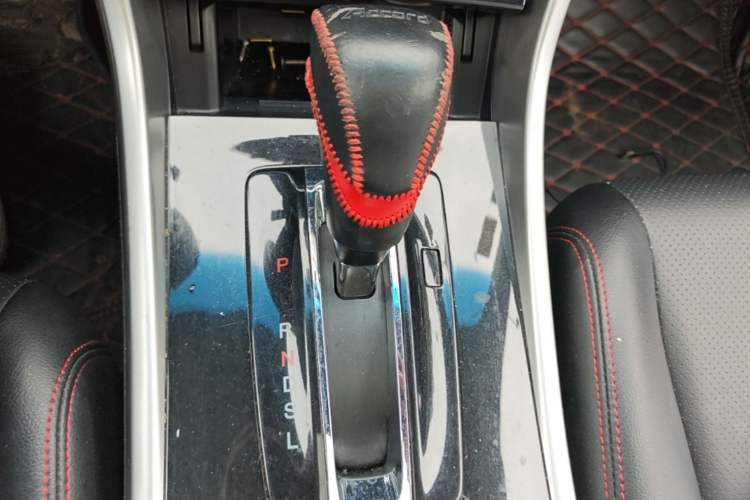 Used Honda Accord 2016 2.0L Comfort Edition Gear Lever