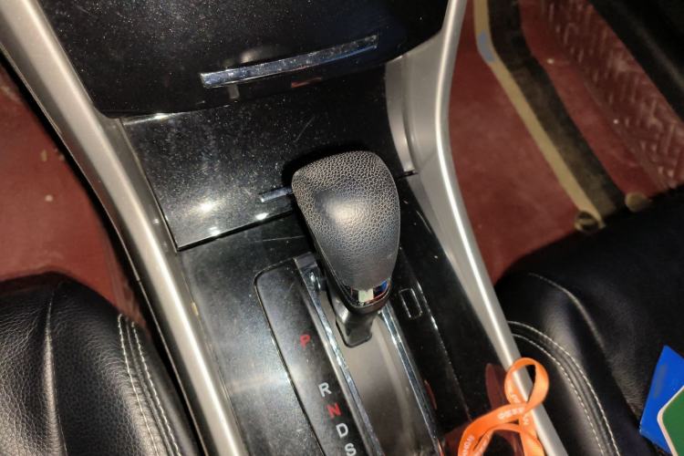 Used Honda Accord 2016 2.0L Comfort Edition Gear Lever