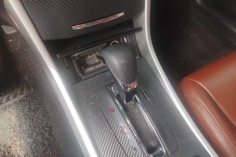Used Honda Accord 2016 2.0L Comfort Edition Gear Lever