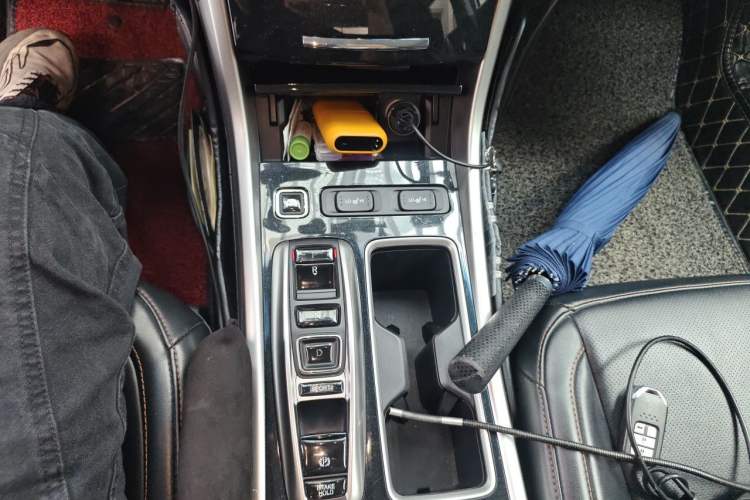 Used Honda Accord 2016 Hybrid 2.0L Rui Ling Edition Gear Lever