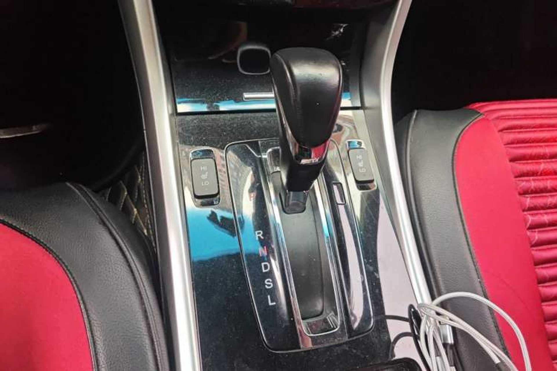 Used Honda Accord 2016 2.0L Elite Edition Gear Lever